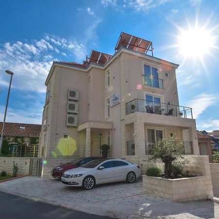 Apartment L Palace Budva Eksteriør billede