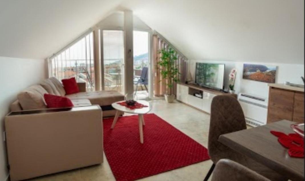 Apartment L Palace Budva Eksteriør billede