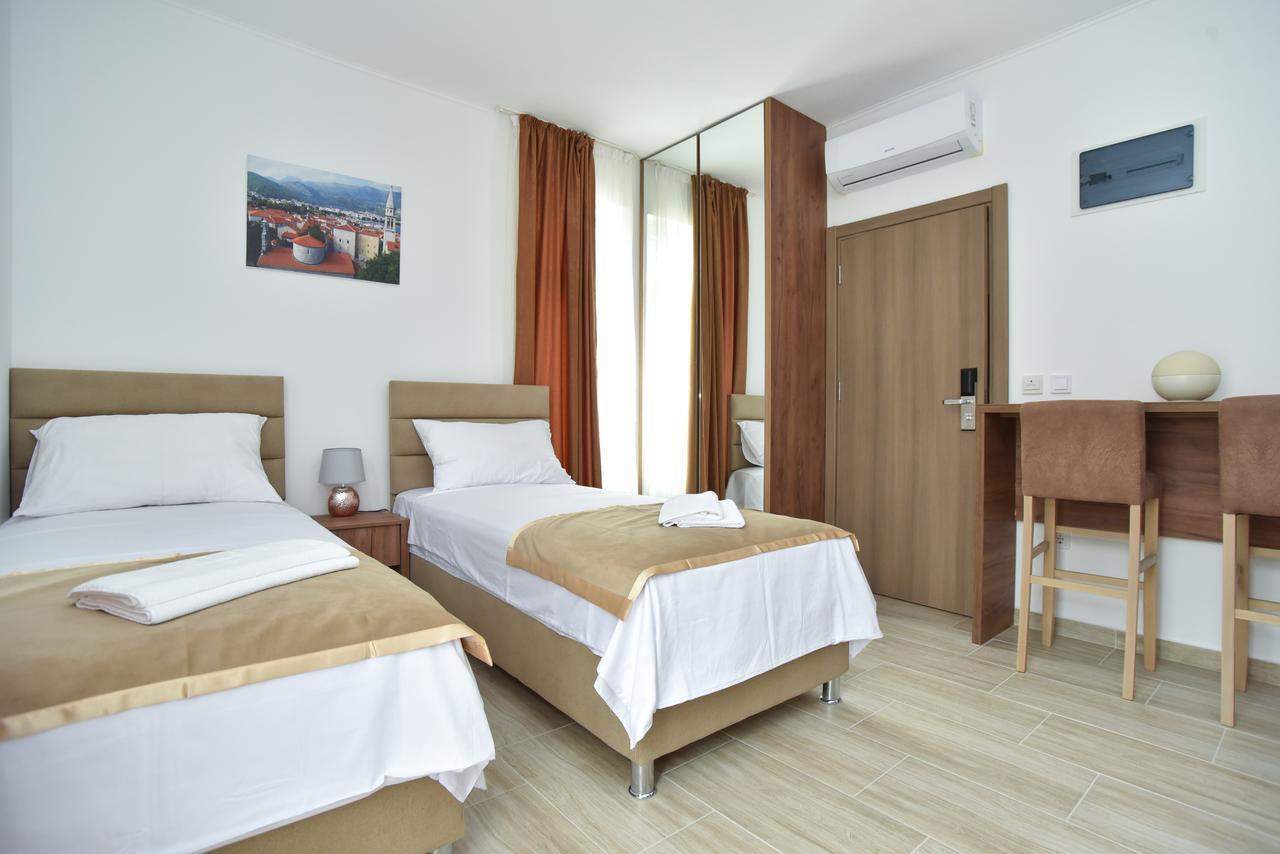 Apartment L Palace Budva Eksteriør billede