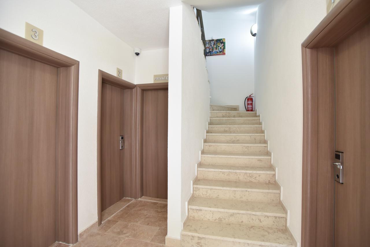 Apartment L Palace Budva Eksteriør billede