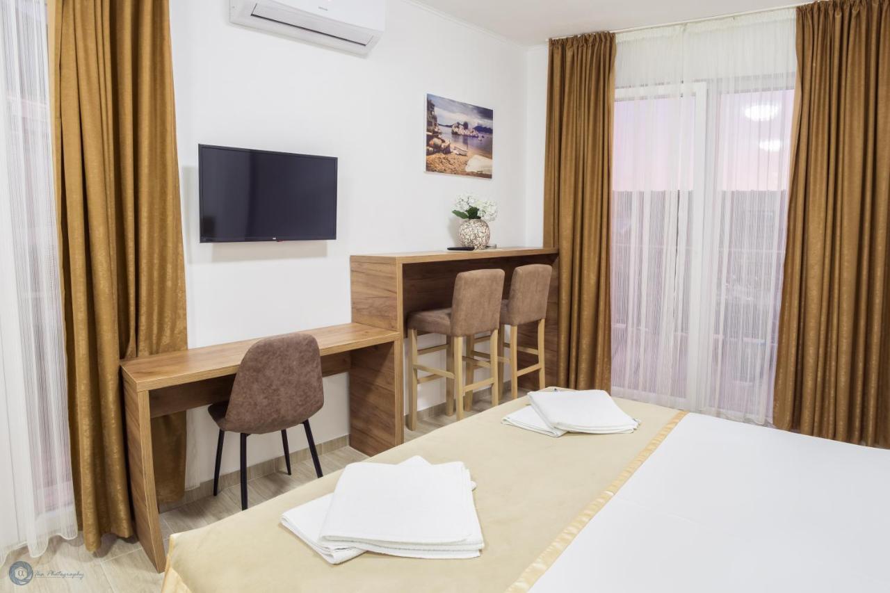 Apartment L Palace Budva Eksteriør billede