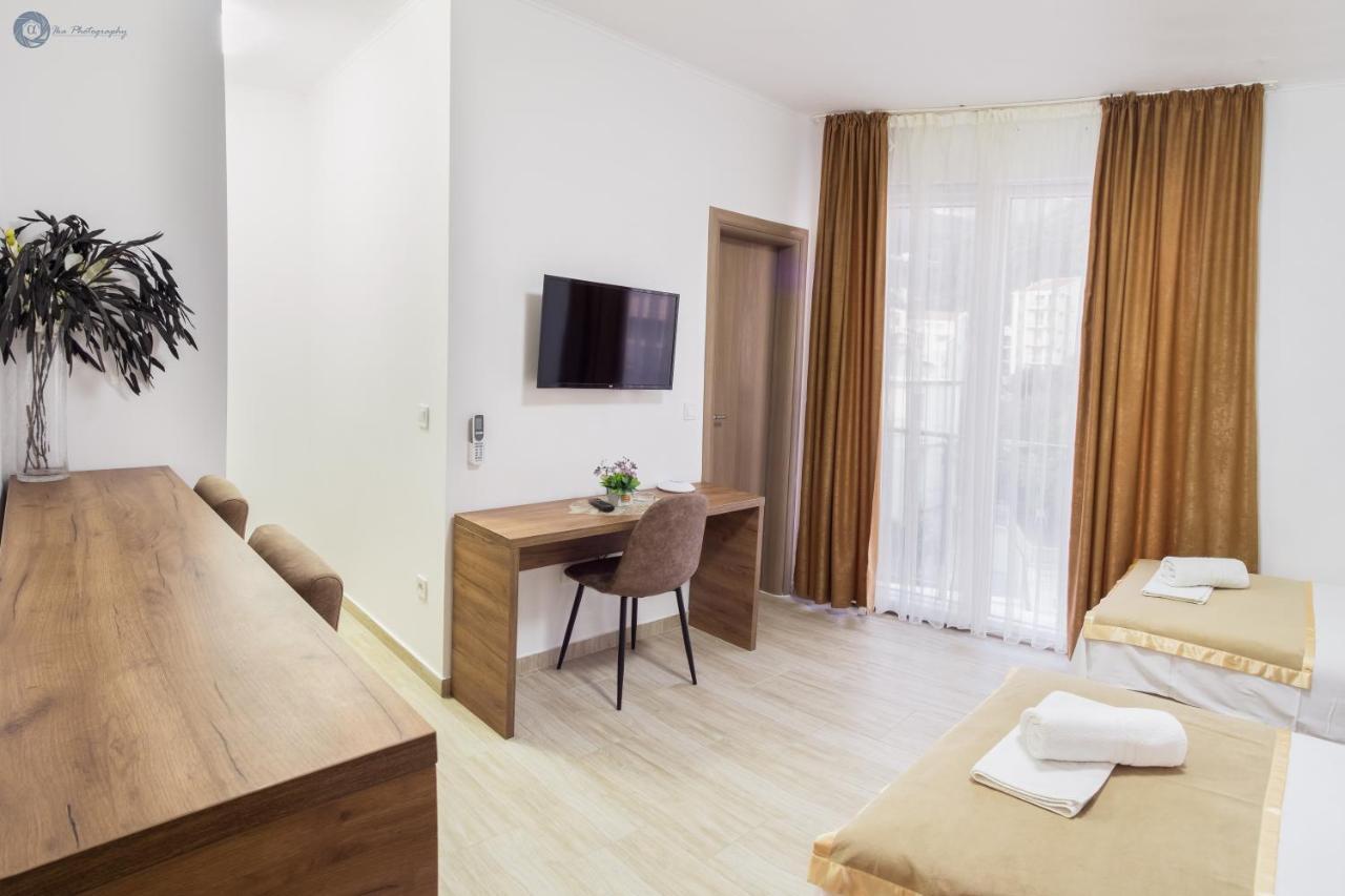 Apartment L Palace Budva Eksteriør billede